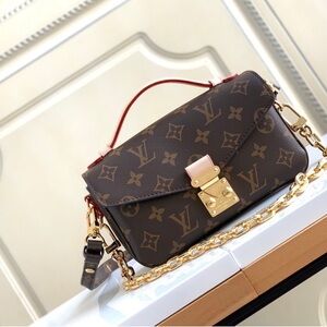 Louis Vuitton Monogram Crossbody Bag with Gold Chain
